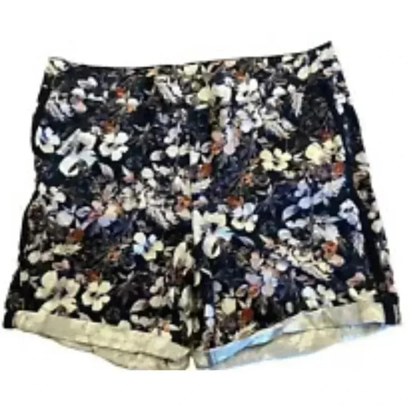 Women’s Gloria Vanderbilt Patterned Shorts Size 14 - Picture 1 of 5